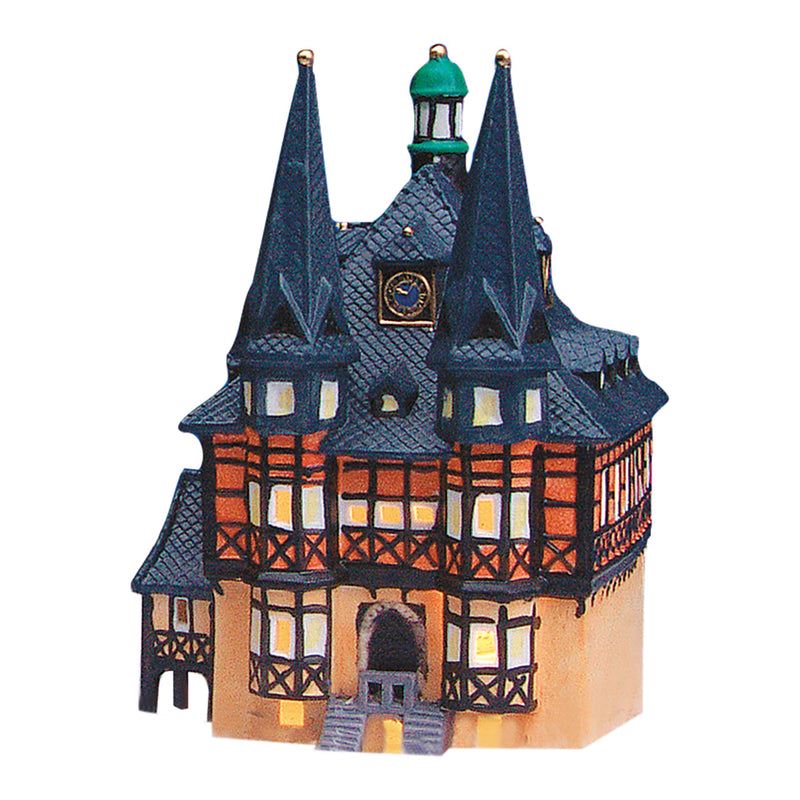 Rathaus Wernigerode/Harz aus Porzellan, B12 x T13 x H20 cm